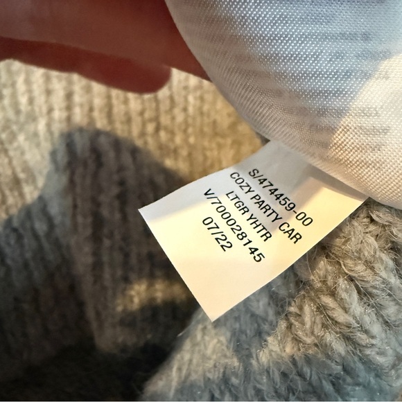 Old Navy NWT Cardigan Sweater‎ Women’s Size XL Gray Pearl Button Knit - Picture 5 of 7